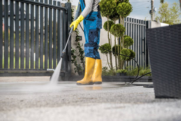 Professional Pressure Washing Services in Hopkins, MN